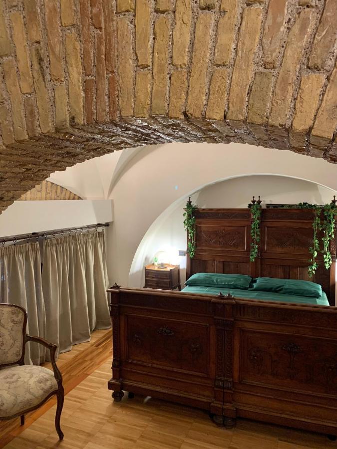 Residenza Tritone Luxury Guest House Trevi Fountain Rome Extérieur photo